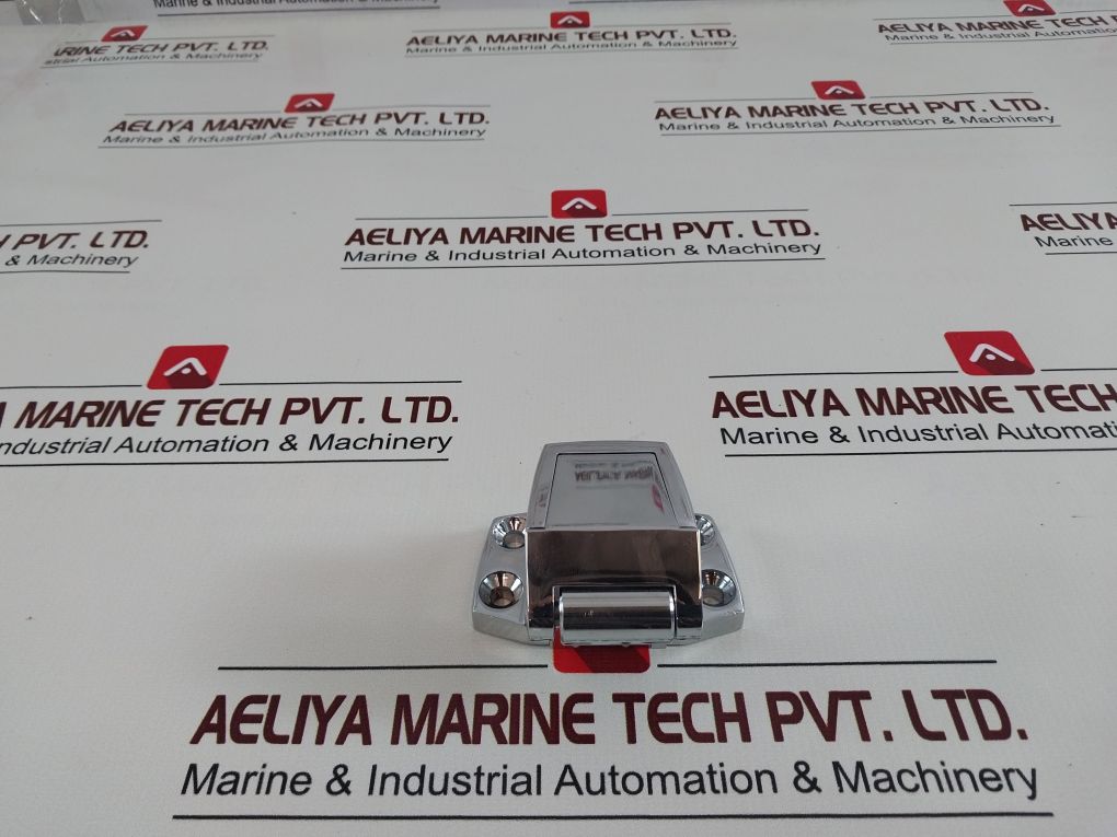 Component Hardware W38-1000 Hd Walk-in Latch And Strike Kit