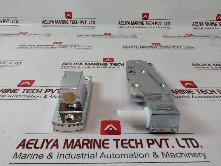 Component Hardware W60-y032 Walk-in Hinge Set
