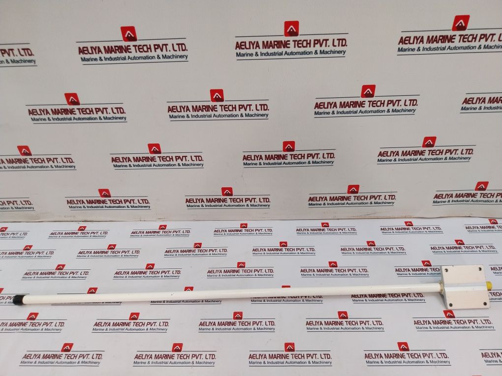 Comrod Ar 10 A/Mf Antenna