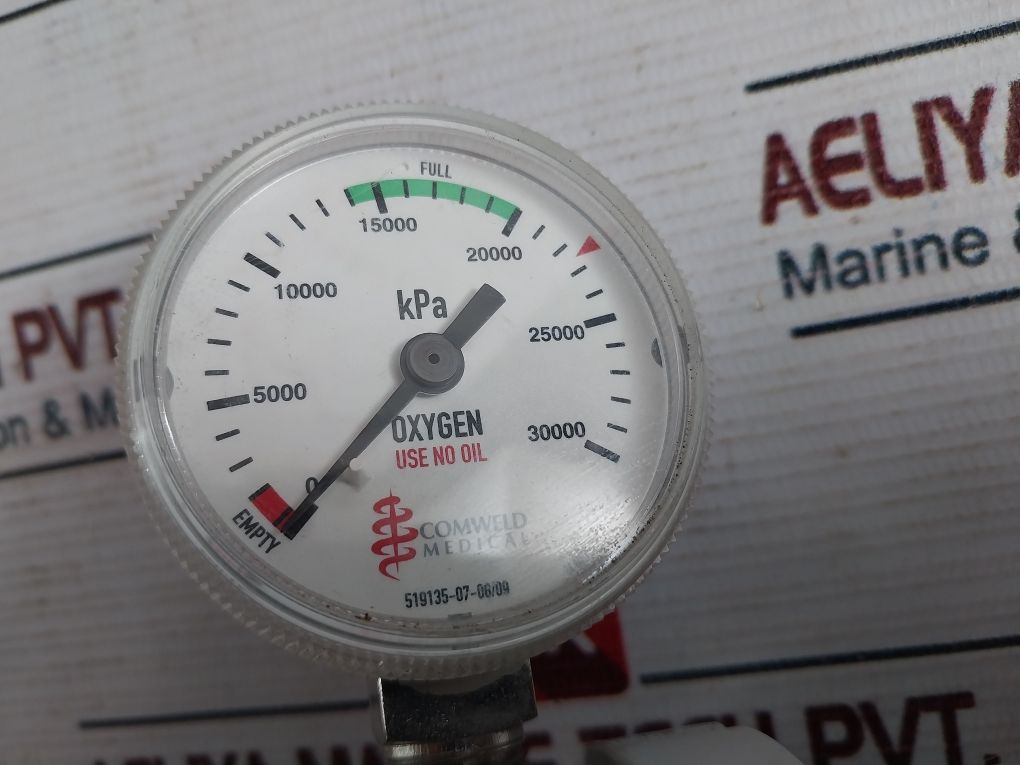 Comweld Series-o Medical Oxygen Regulator With Pressure Indicator 519037