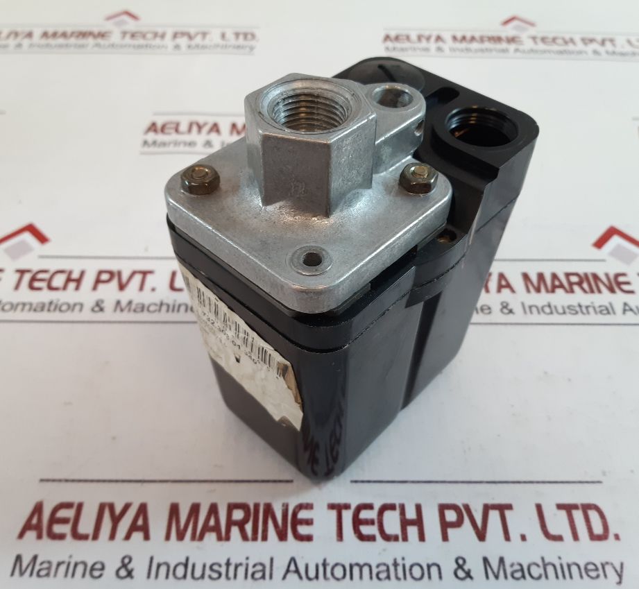 Condor Mdr 53/8 Pressure Switch Ac-11 4A 250V~