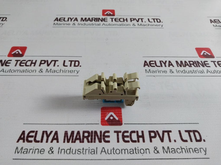 Conexel C902108.6000 Relay Coupler 110Vca/Cc C401932.2 Type 40.52S