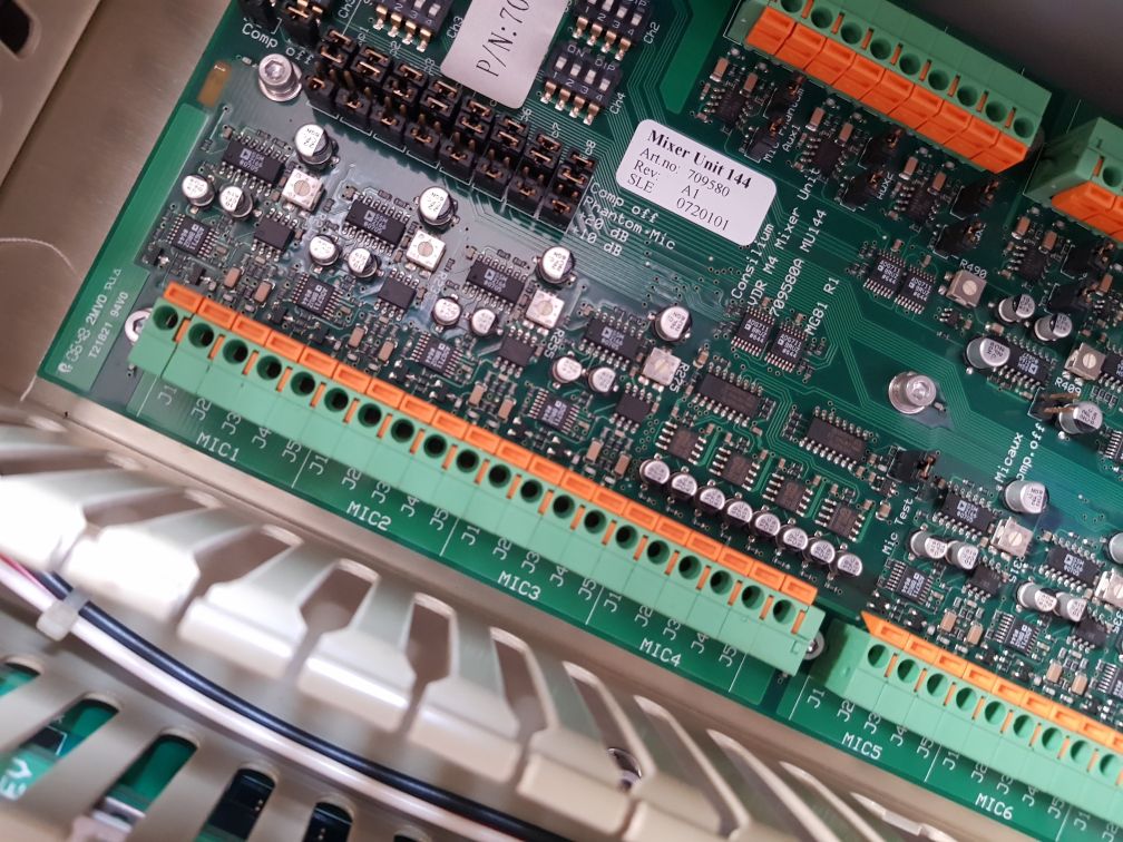 Consilium S-vdr Dcu Network Hub Switch Panel 700500 D-link