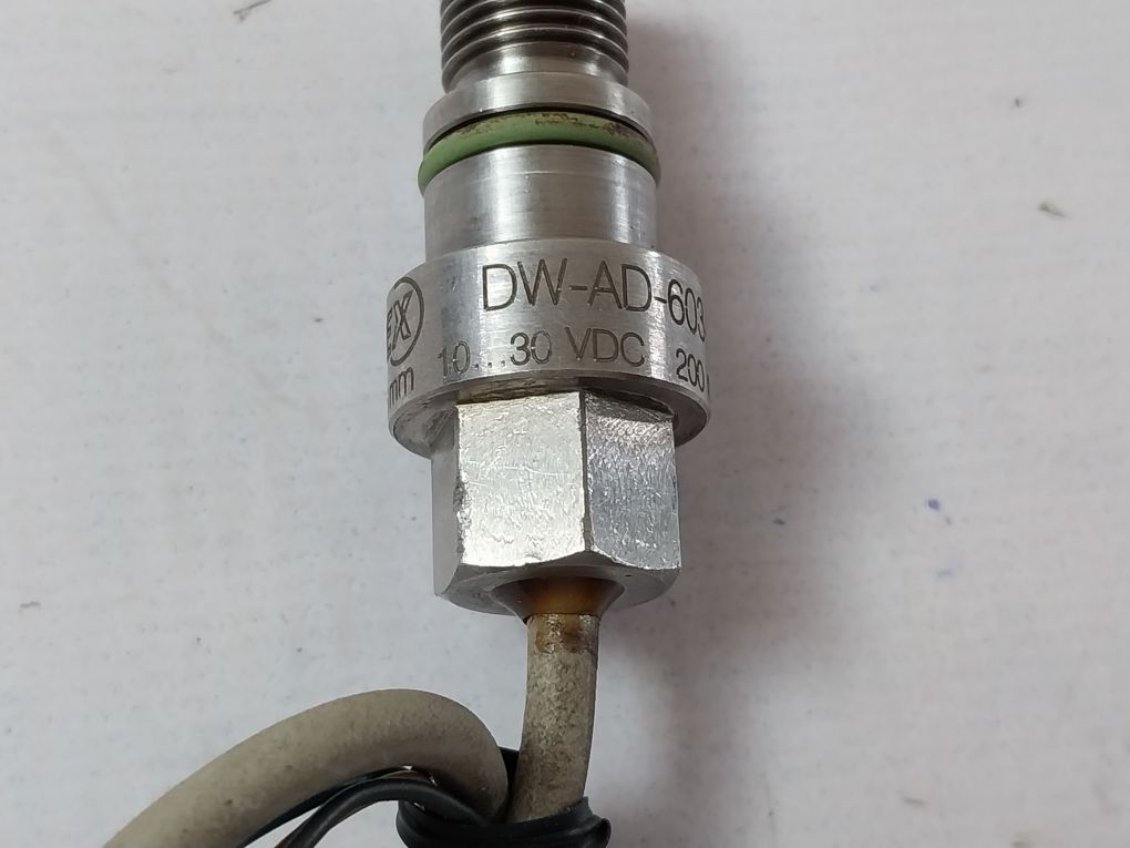 Contrinex Dw-ad-603-m10E-637 Inductive Proximity Switch Sensor 