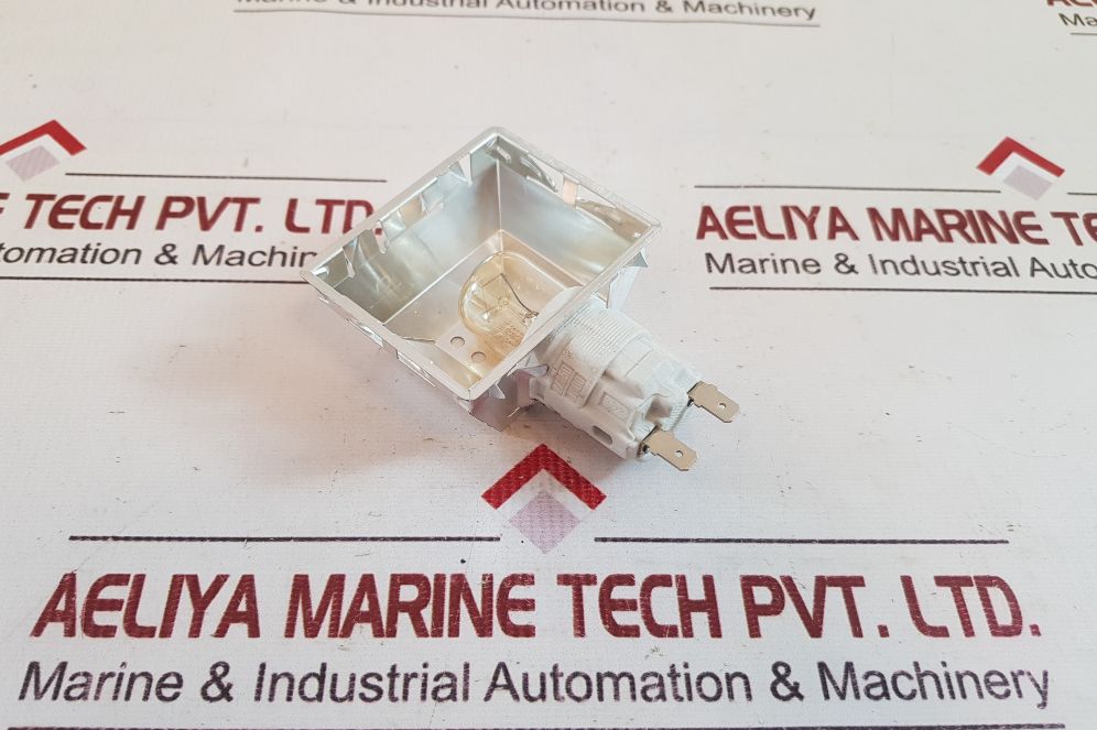 Bjb 77.705 reflector case with lamp p3