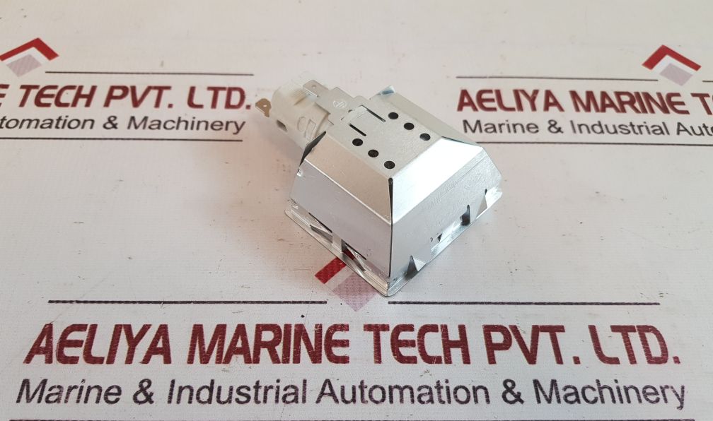 Bjb 77.705 reflector case with lamp p3