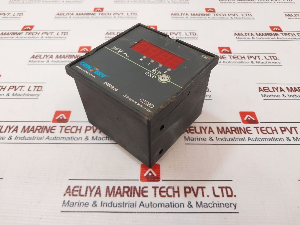 Conzerv Dm3210 Three Phase Voltmeter