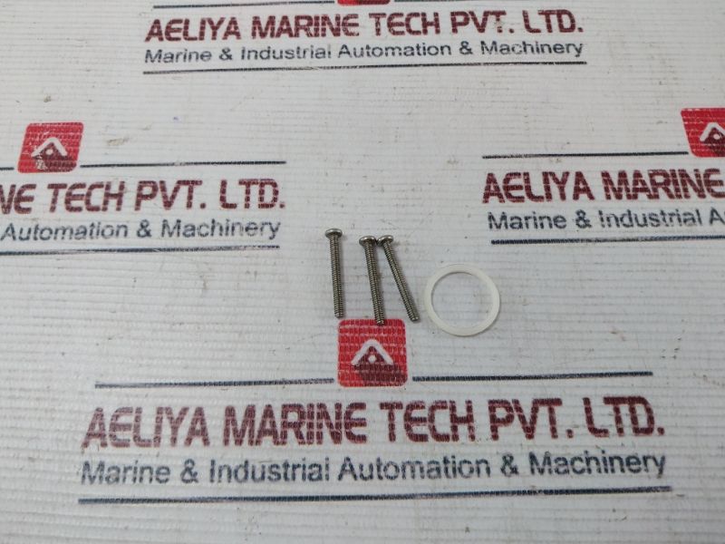 Cooper 5-15P Straight Blade Plug Set 15A 125V