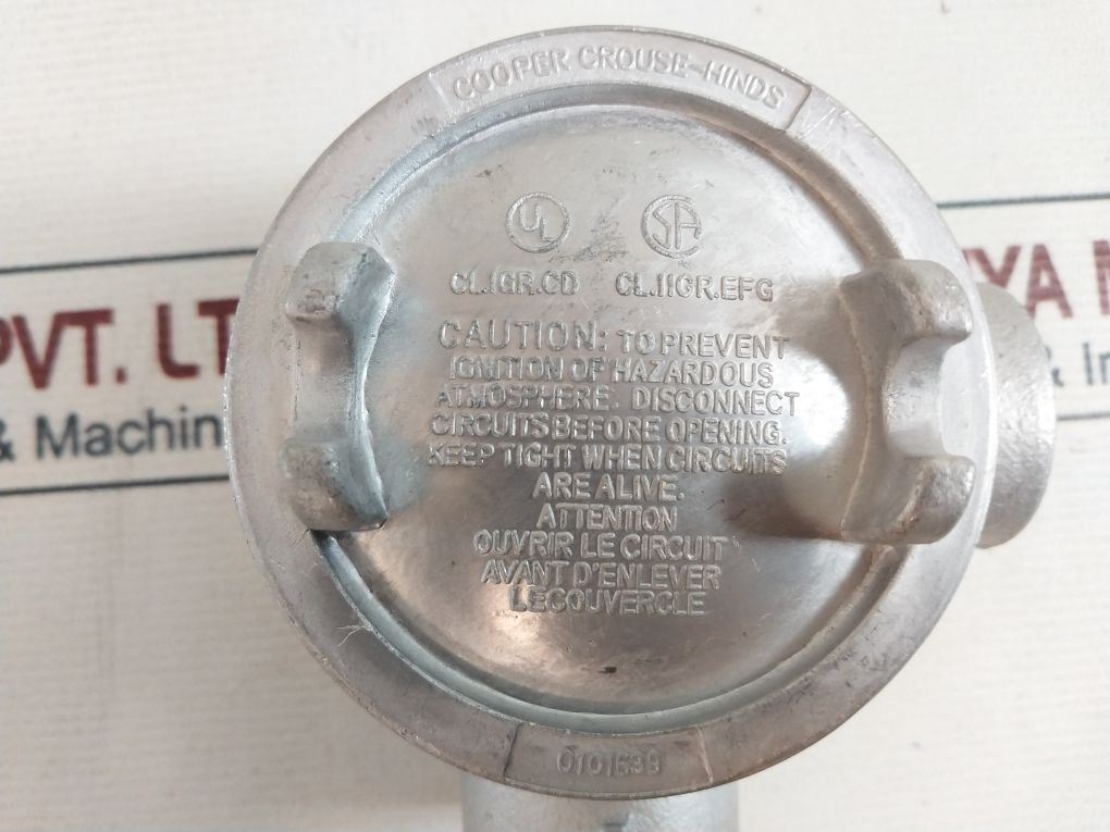 Cooper Gual36 Conduit Outlet Box With Cover
