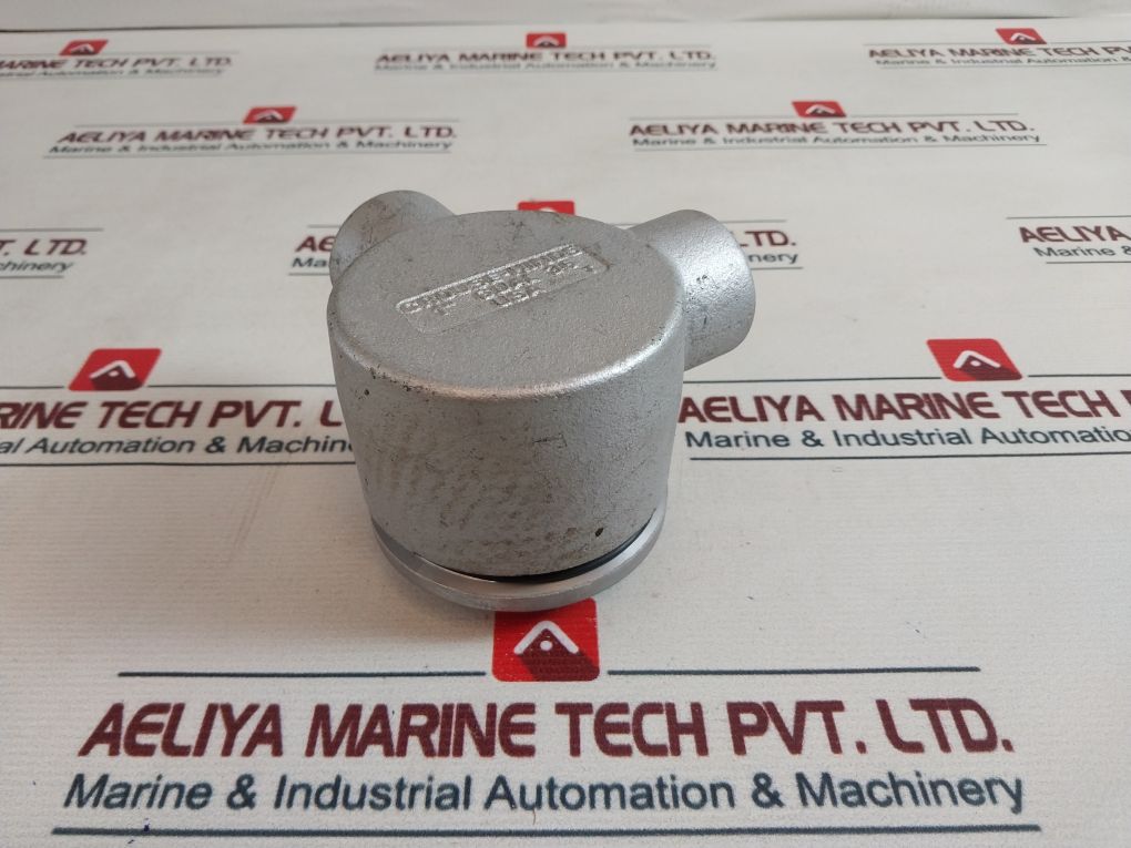 Cooper Gual36 Conduit Outlet Box With Cover