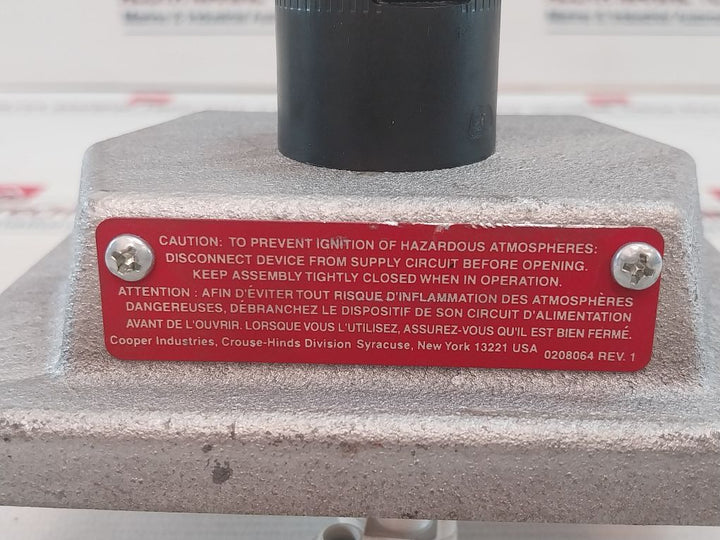 Cooper Model M01 Heavy Duty Switch W/Cover 600Vac