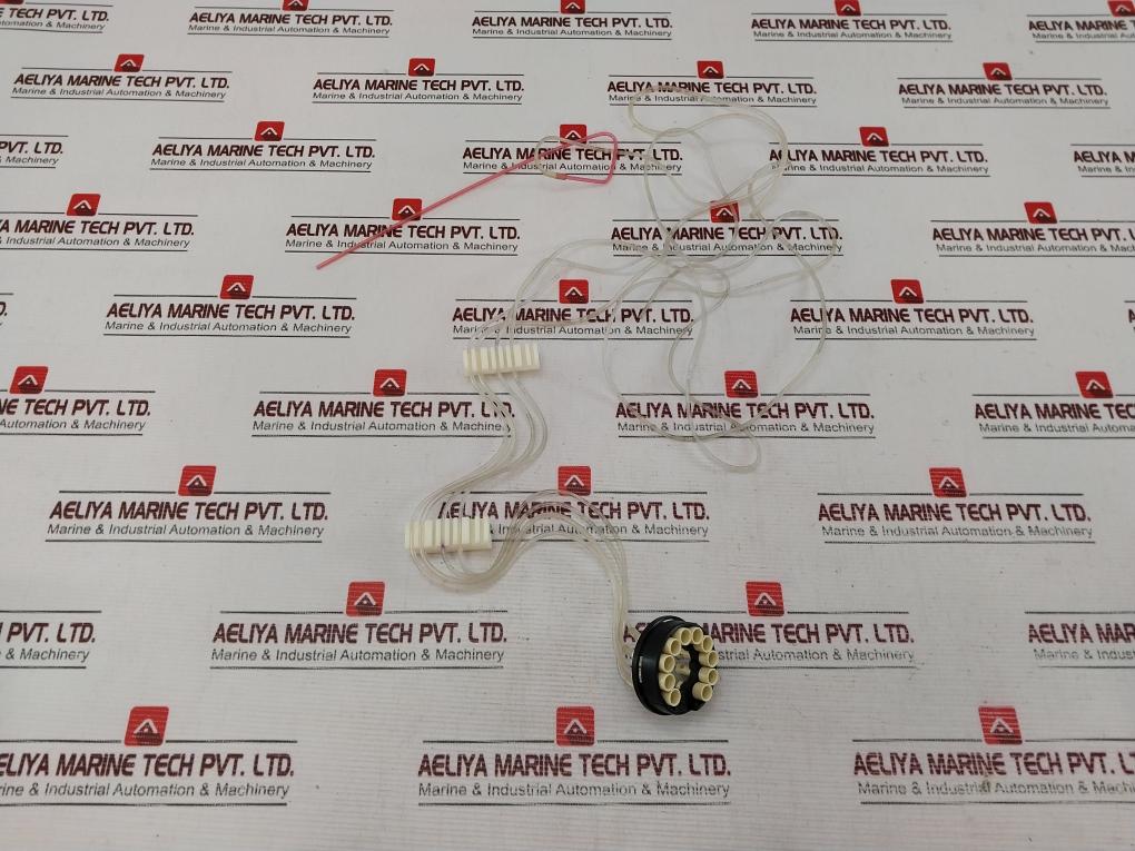 Cpc 4630847 Multi Tube Locking Connector