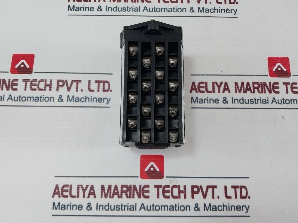 Craig & Derricott R03282/Sr/Gm Rotary Switch 32A
