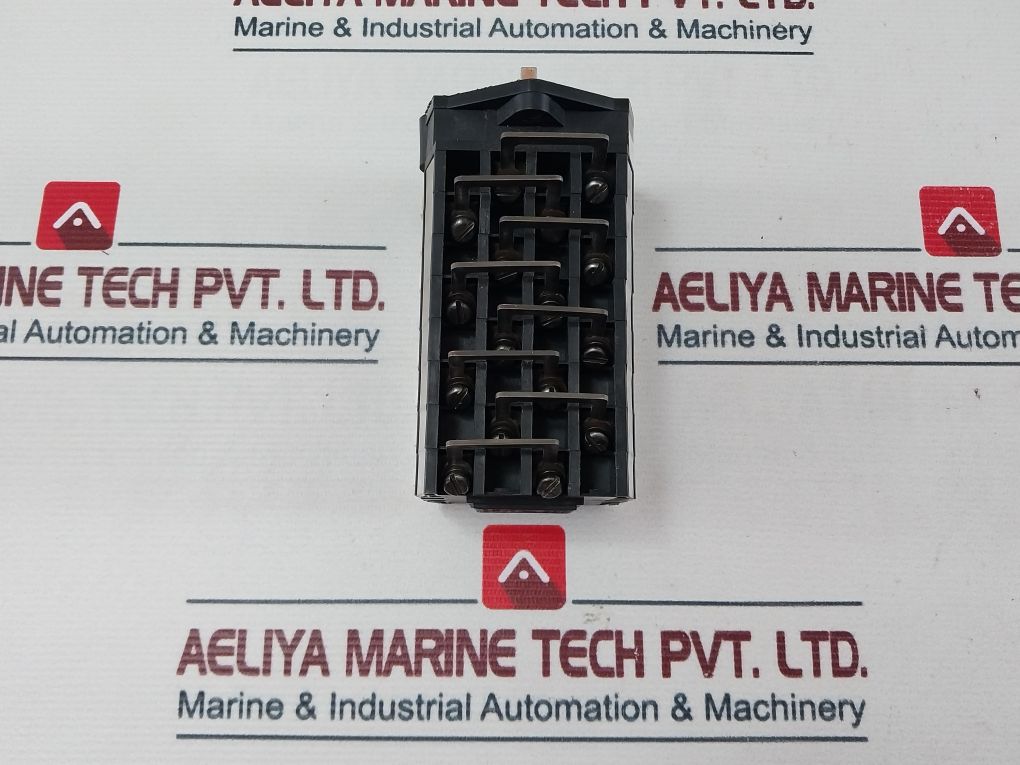 Craig & Derricott R03282/Sr/Gm Rotary Switch 32A