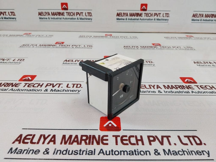 Crompton 243-05Vg-mt**-sb-el Mw Meter Es 0/10 Volts Dc