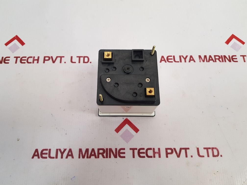 Crompton 243-156G-plzh-c6-3T Hours Meters