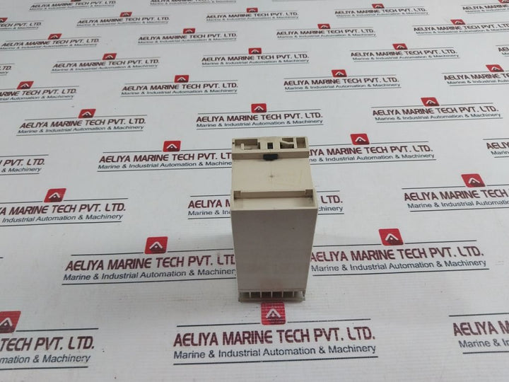 Crompton 252-paou-lsbx-c6-dg-d1-ea Protector Trip Relay 120V 60Hz