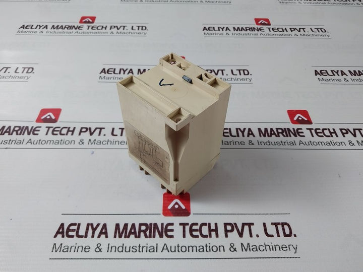 Crompton Paladin 253Tvlw Voltage Converter Transducer 110Vac 60Hz