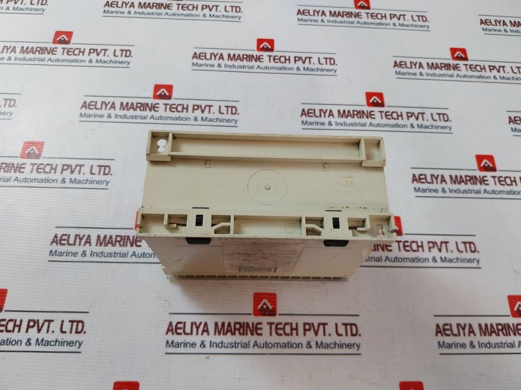 Crompton 256-pldu-pqbx-c6 Protector Relay 5A,250Vac,50/60Hz&24Vdc