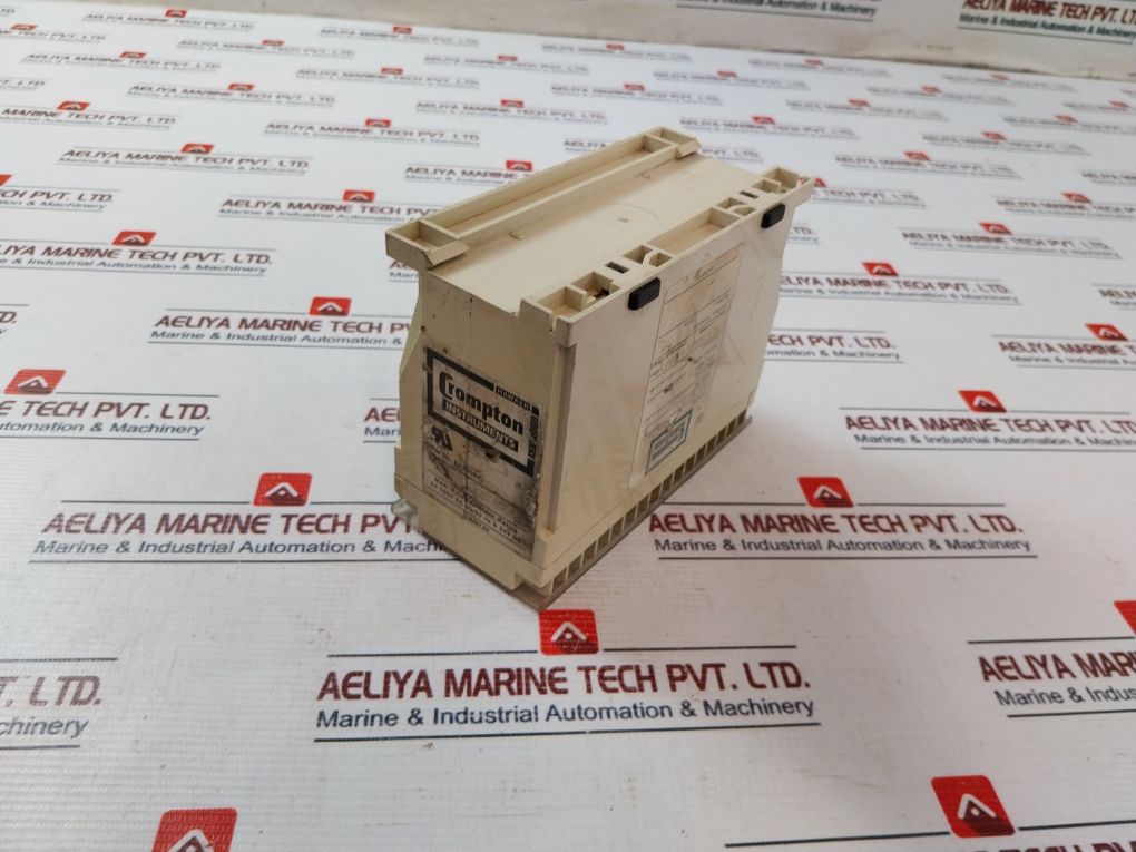 Crompton 256-pldu-pqbx-c6 Protector Relay 5A,250Vac,50/60Hz&24Vdc