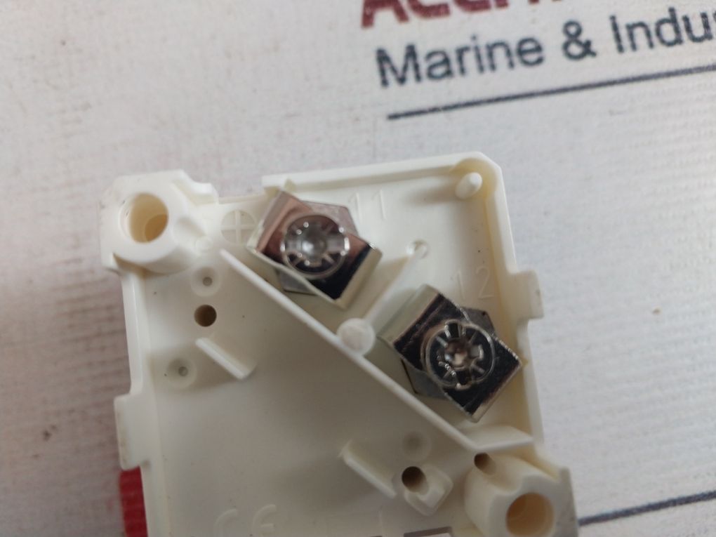 Crompton E242-75Ag-spec Din Standard Panel Meter 0/60A