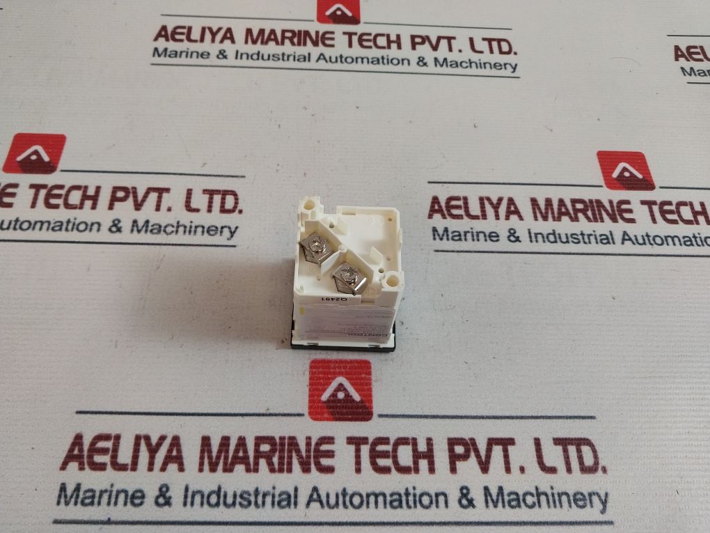 Crompton E242-75Ag-spec Din Standard Panel Meter 0/60A