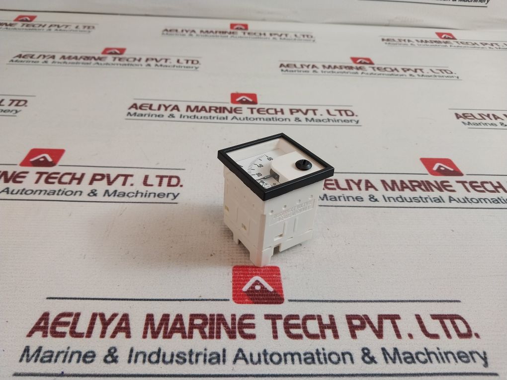 Crompton E242-75Ag-spec Din Standard Panel Meter 0/60A