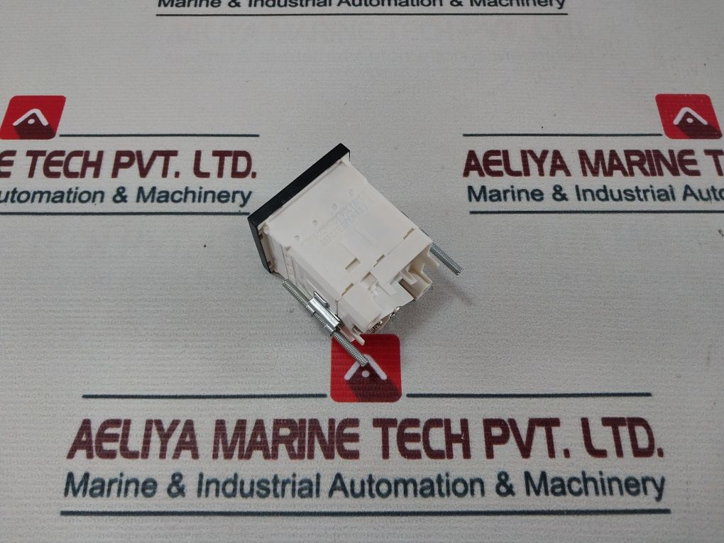 Crompton E242-89R-g-hg-** Power Watt Meter