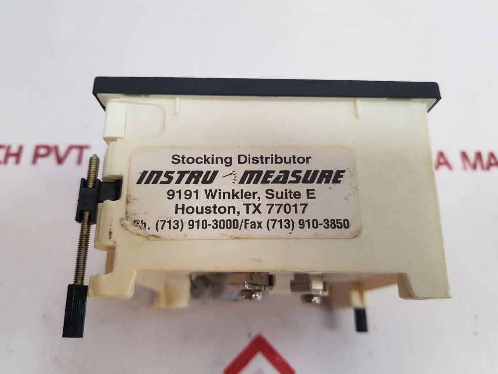 Crompton E244-02V-g-pu-**-c7-sl Voltmeter