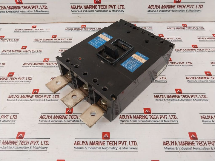 Crompton Greaves Kf600C Case Circuit Breaker Moulded 250A 600V