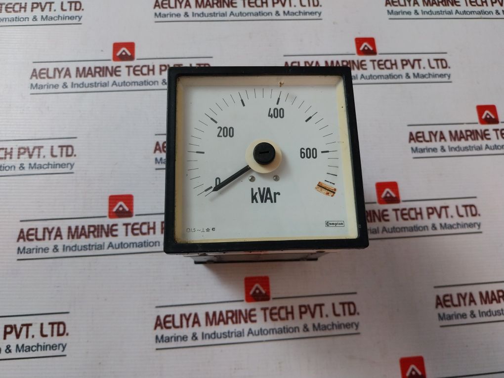 Crompton Instruments 244-315G-qqxe-c5-zz-4T Meter 0-700 Kilovars