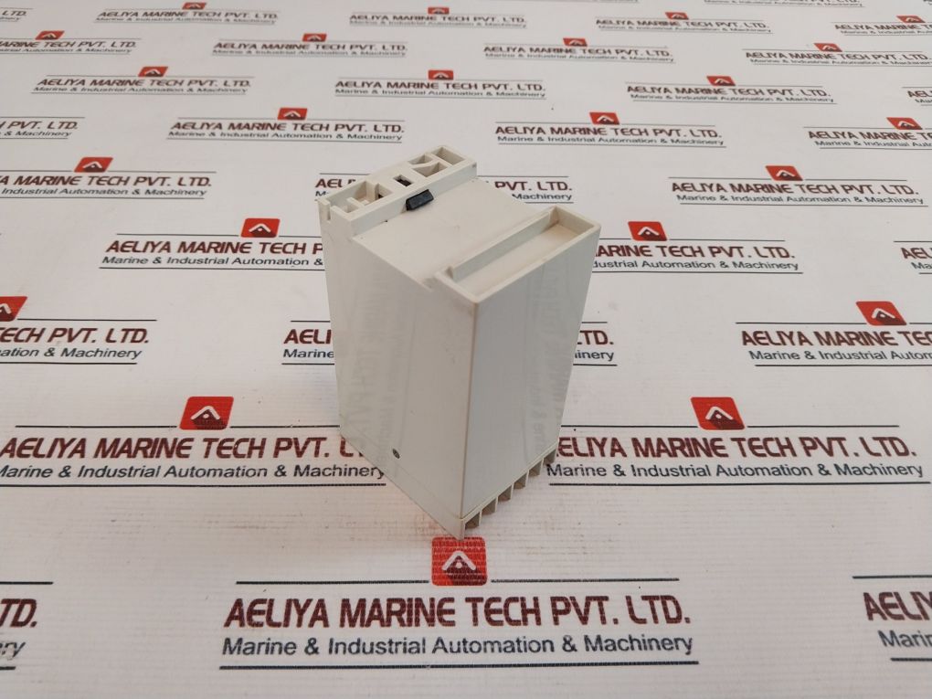 Crompton Instruments 252-pvug Protector Trip Relay 110Volts 50/60Hz