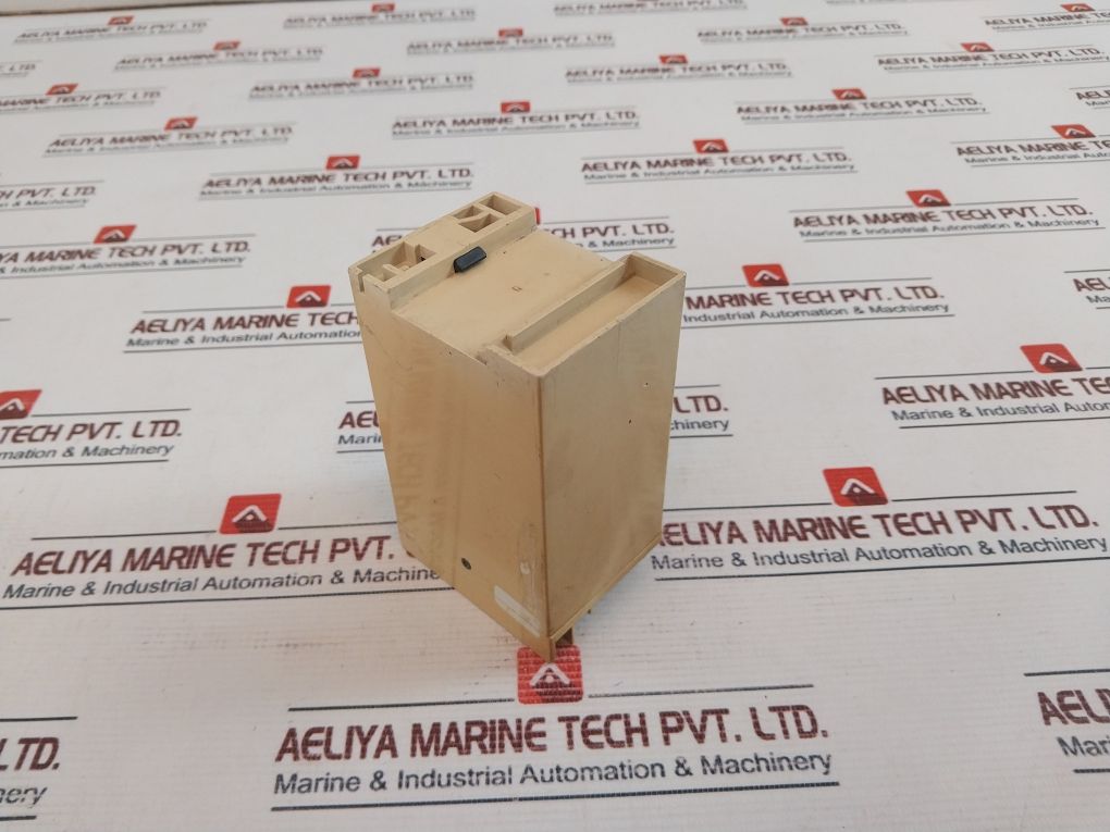 Crompton Instruments 252-pvuw Protector Relay 450V 60Hz 