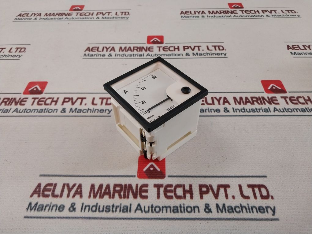 Crompton Instruments E243-02A-spec Din Standard Amphermeter