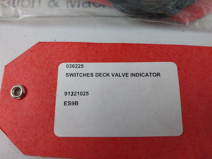 Crouzet 83 139 switch deck valve indicator 6a 250v