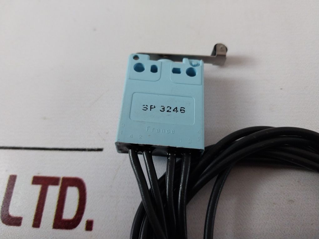 Crouzet 83 139 switch deck valve indicator 6a 250v