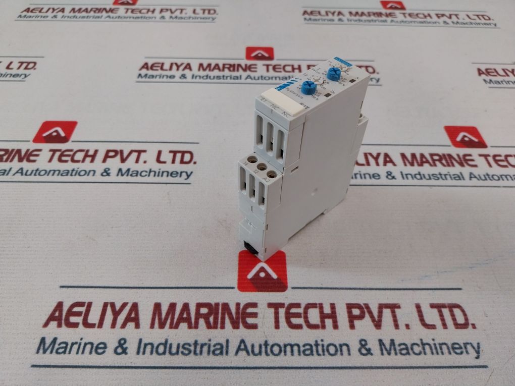 Crouzet 84 871 044 Current Control Relay 50-60 Hz