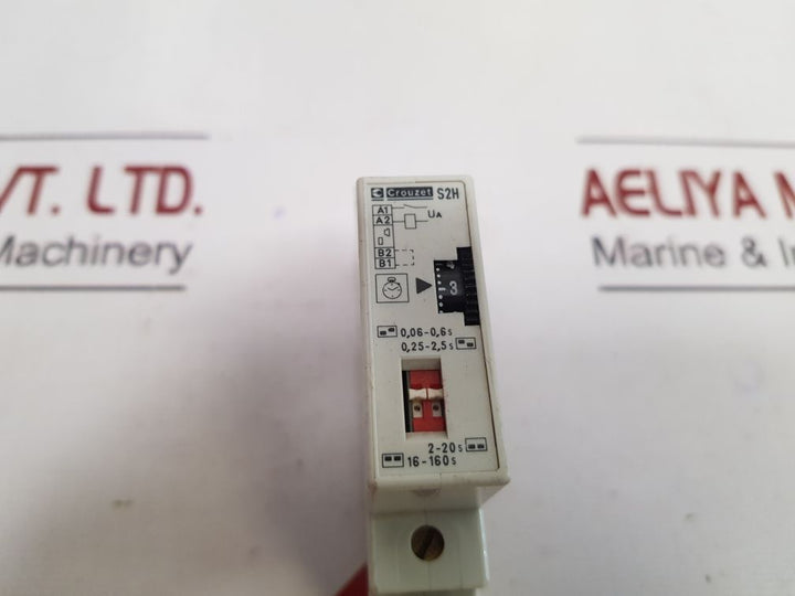 Crouzet 88 811.0 Time Relay