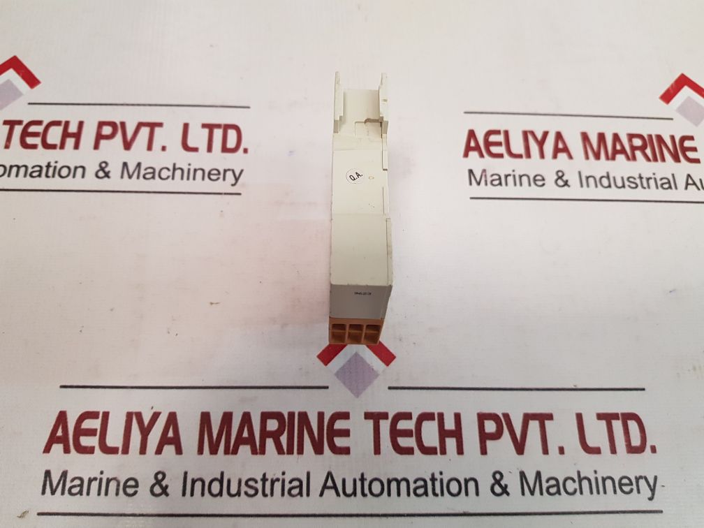 Crouzet Syrelec 88 824 043 Time Delay Relay