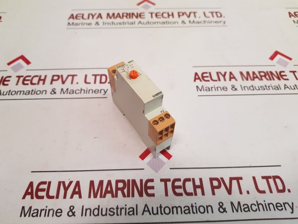 Crouzet Syrelec 88 824 043 Time Delay Relay