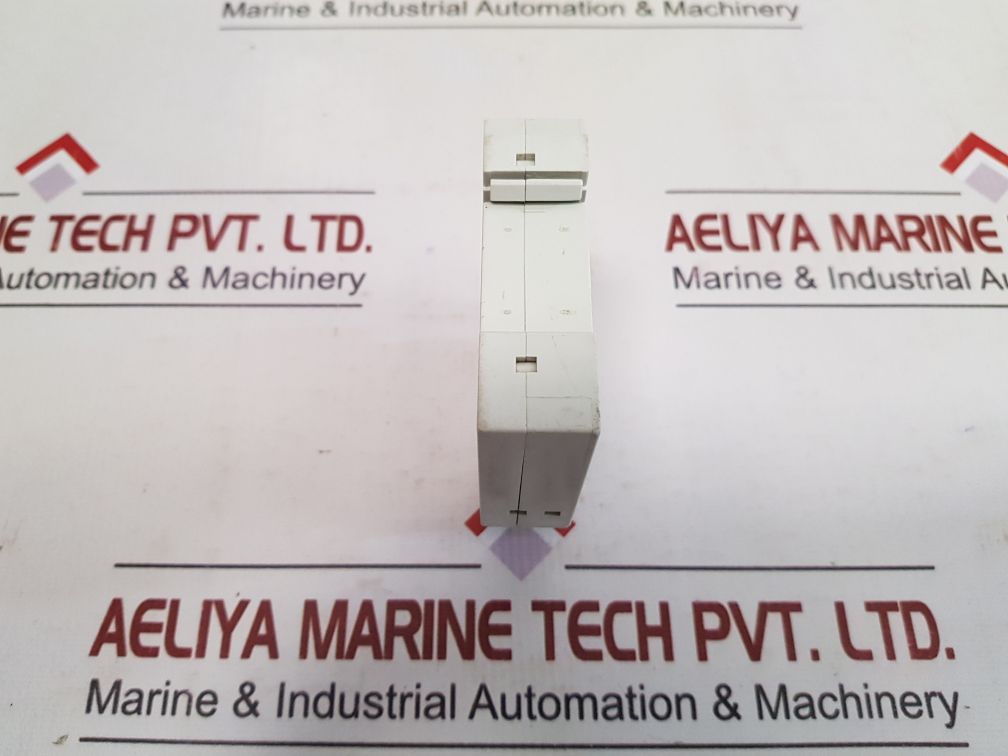 Crouzet M2A Time Delay Relay 88 881 104