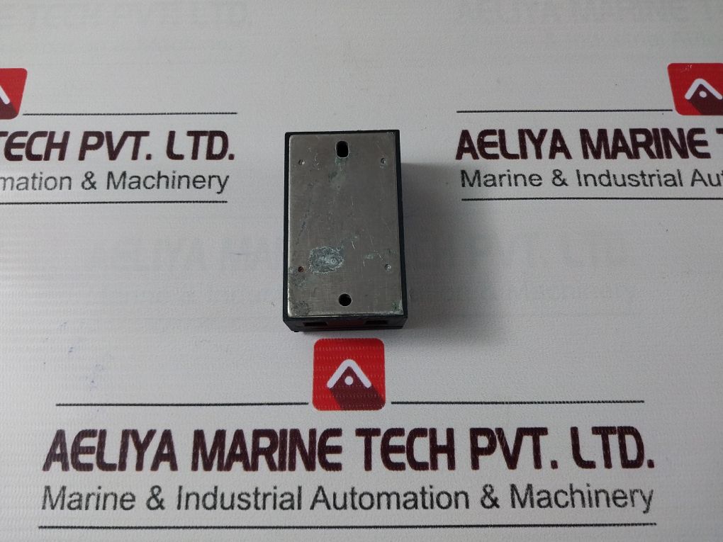 Crydom Cmd2425 Solid State Relay