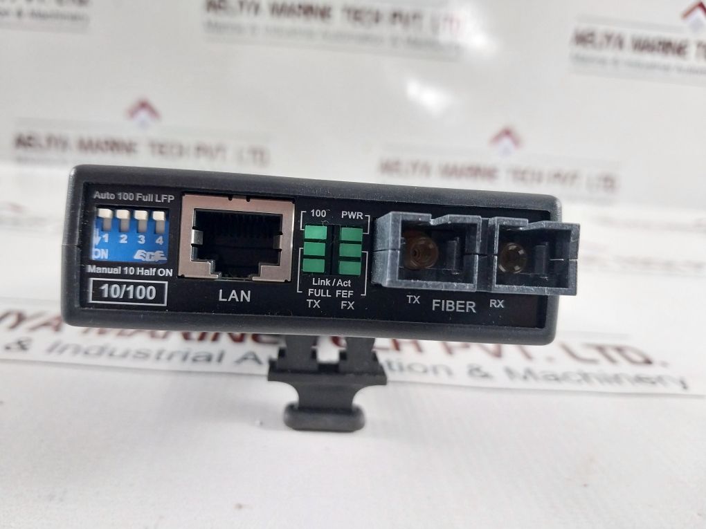 Ctc Union Fmc-10/100-wm-sc002/Ac Fiber Media Converter
