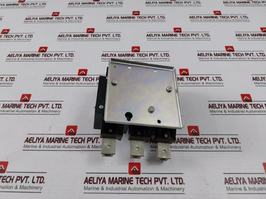 Cutler-hammer C300En3 Overload Relay 100 Amp 600V Max Ac