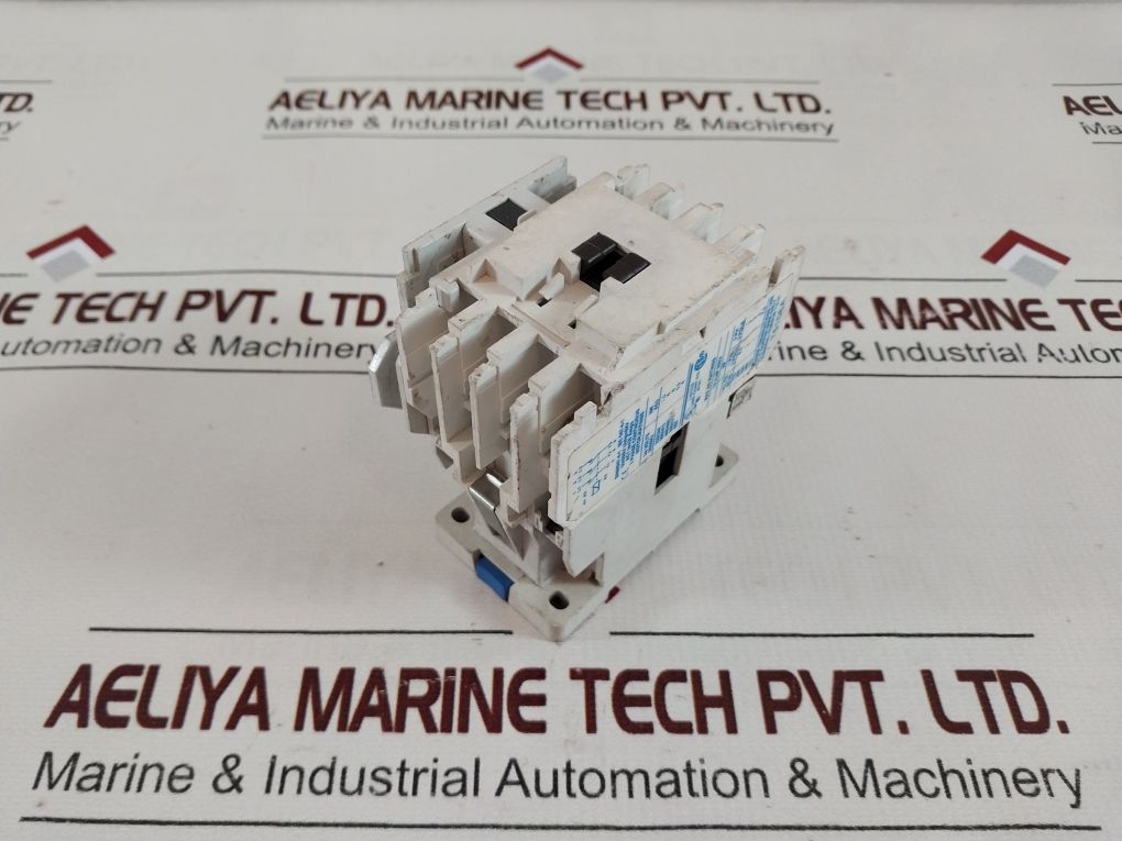 Cutler-hammer C320Kgs3 Auxiliary Contact