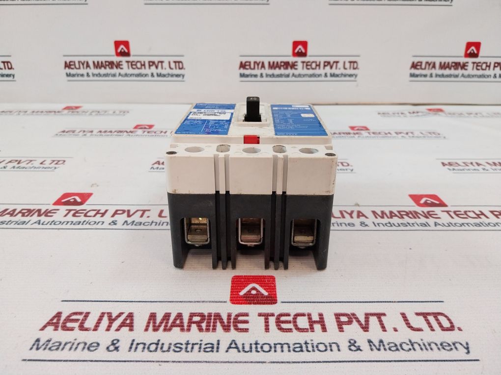 Cutler-hammer Ehd3040L 3 Poles Circuit Breaker 40 Amps