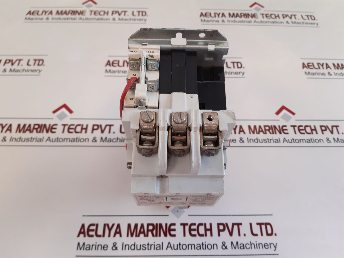 Cutler Hammer A200M2Cac Motor Control Starter