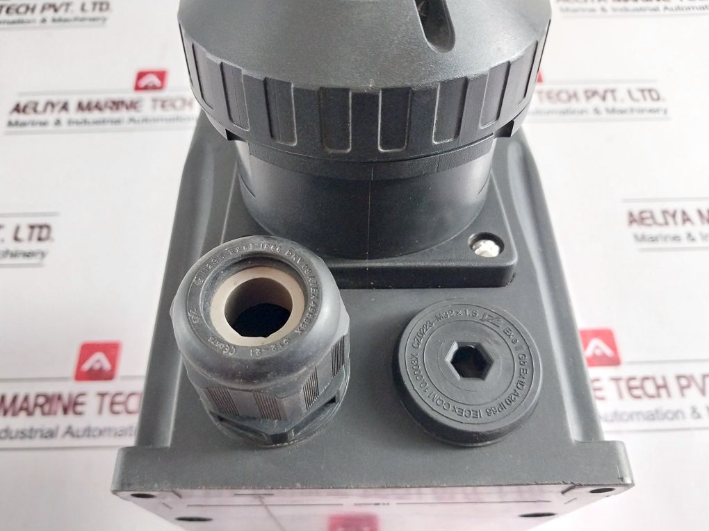 Cz Electric Cz0252 Explosion Proof Panel Mount Socket