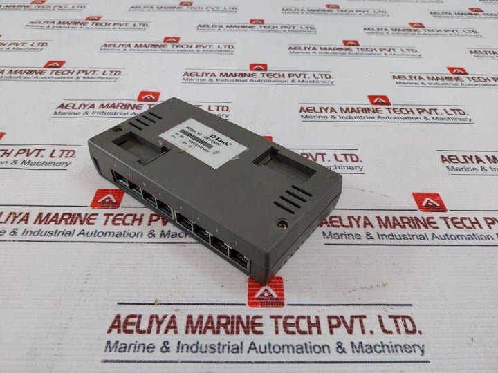 D-link Des-1008V 10/100 Fast Ethernet Switch Ver.B1