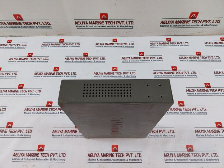 D-link Des-1016D Ethernet Switch 100-240Vac 50-60Hz 0.3A